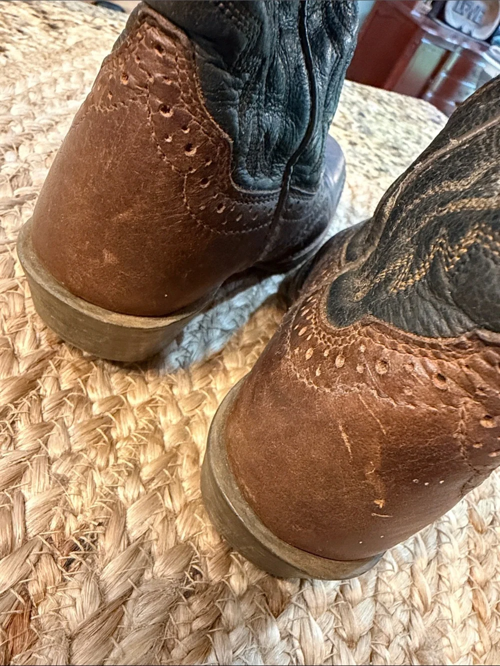 4LR Ariat Boys Boots Size 12